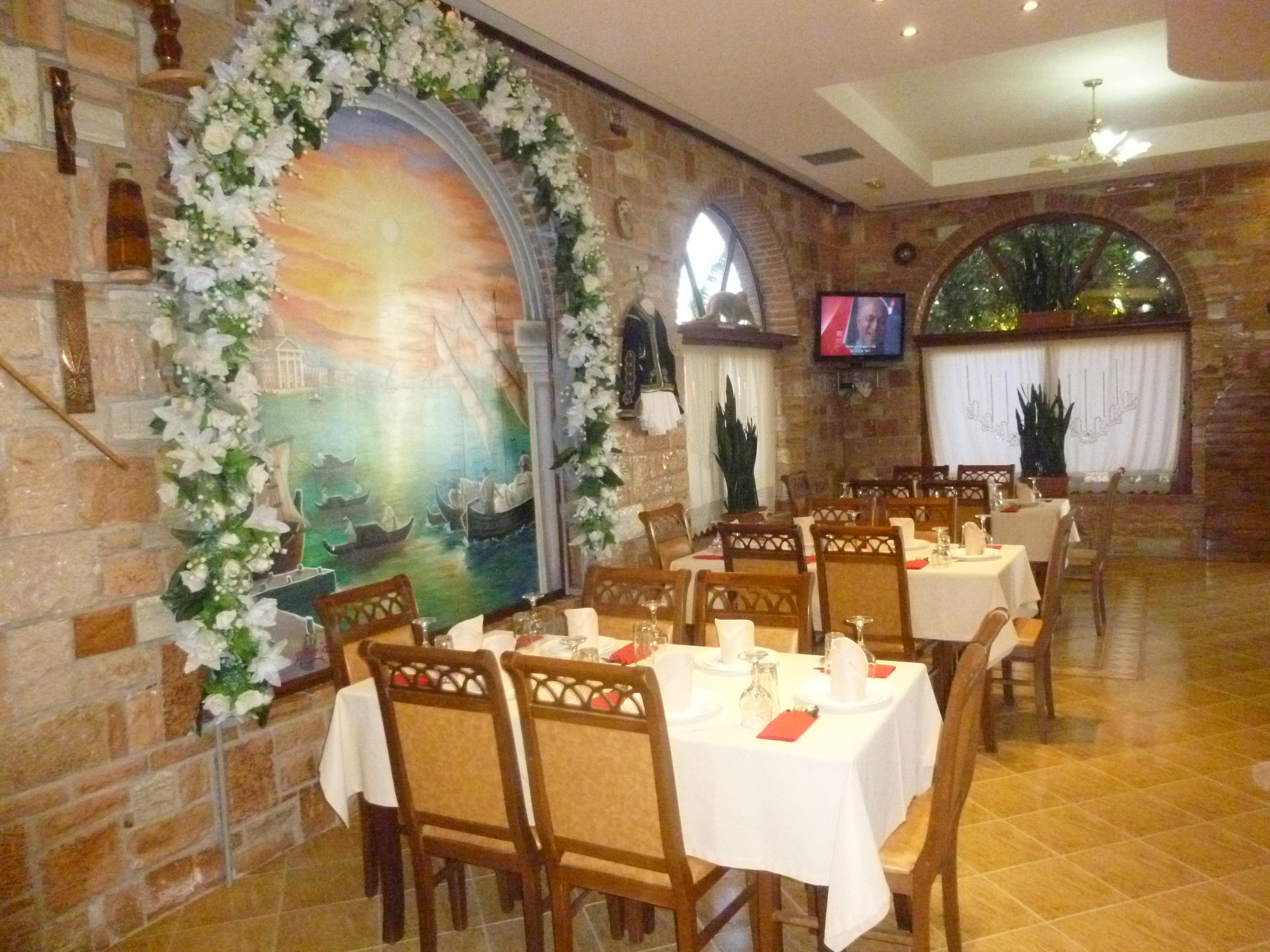 Hotel Piccolino Sarande Bagian luar foto
