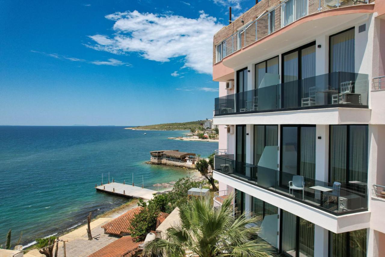 Hotel Piccolino Sarande Bagian luar foto